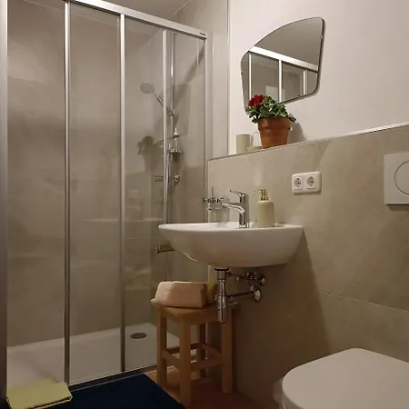 Dreibettzimmer Mit Summer Card Accommodatie bij particulieren *